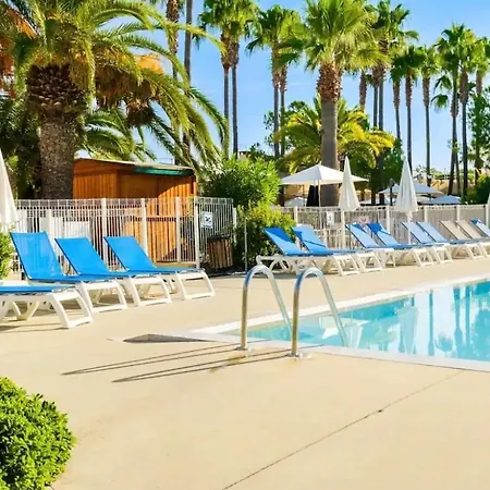 Rez De Jardin - Piscine - Parking